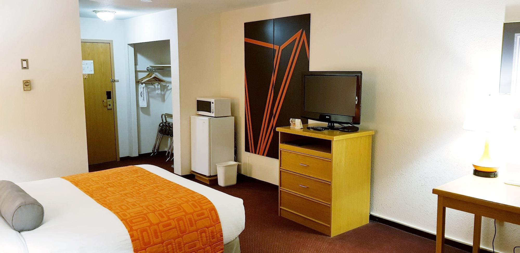 Howard Johnson By Wyndham Fort St. John Ngoại thất bức ảnh